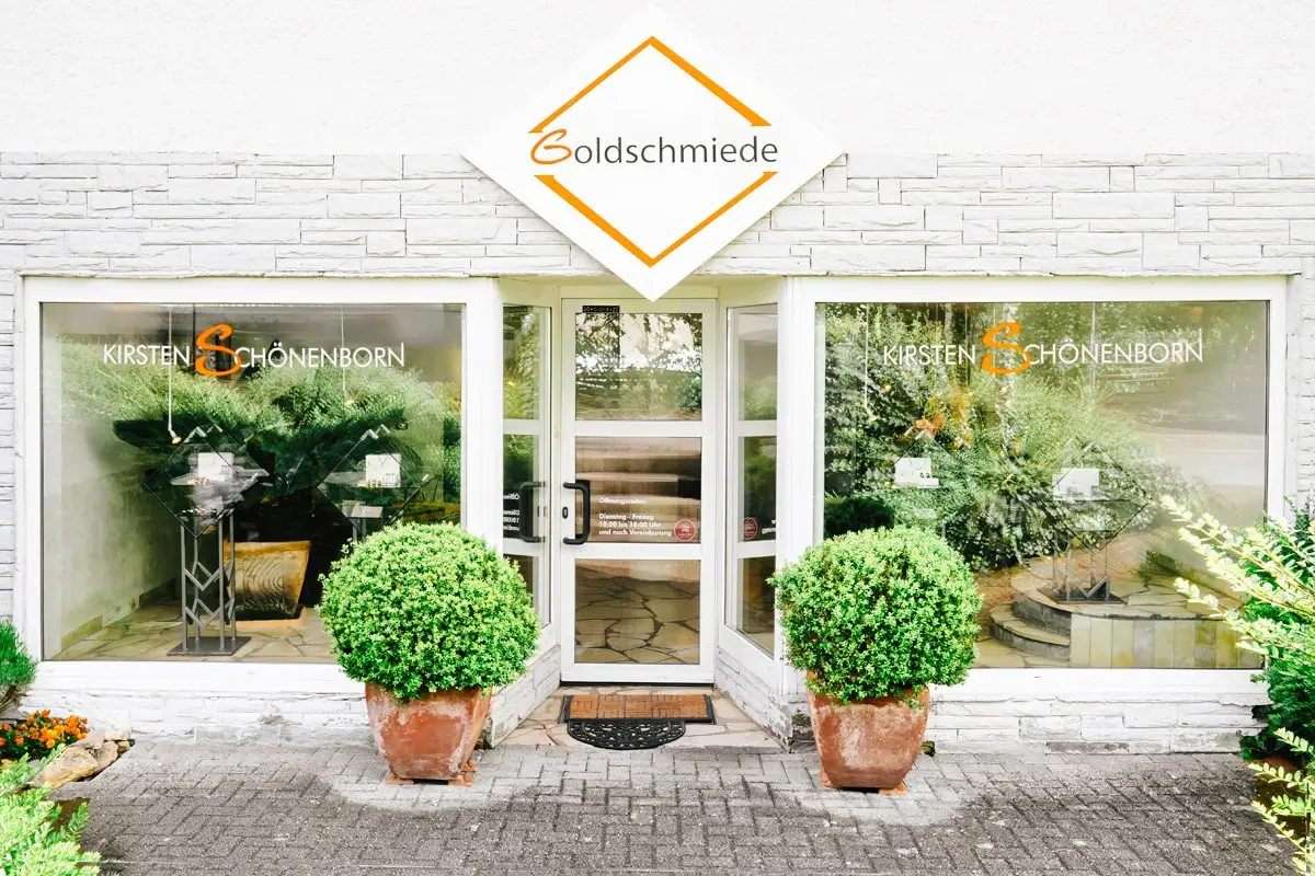 Ladenfront der Goldschmiede Schoenenborn